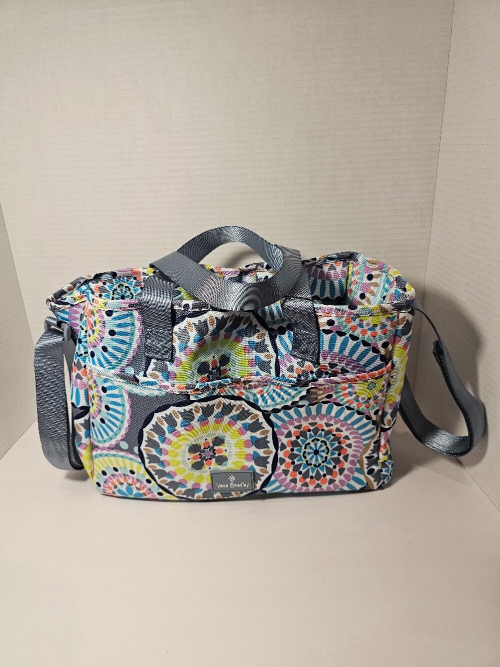 NWT Vera Bradley Lighten Up Everything Organizer Sunny Medallion Diaper